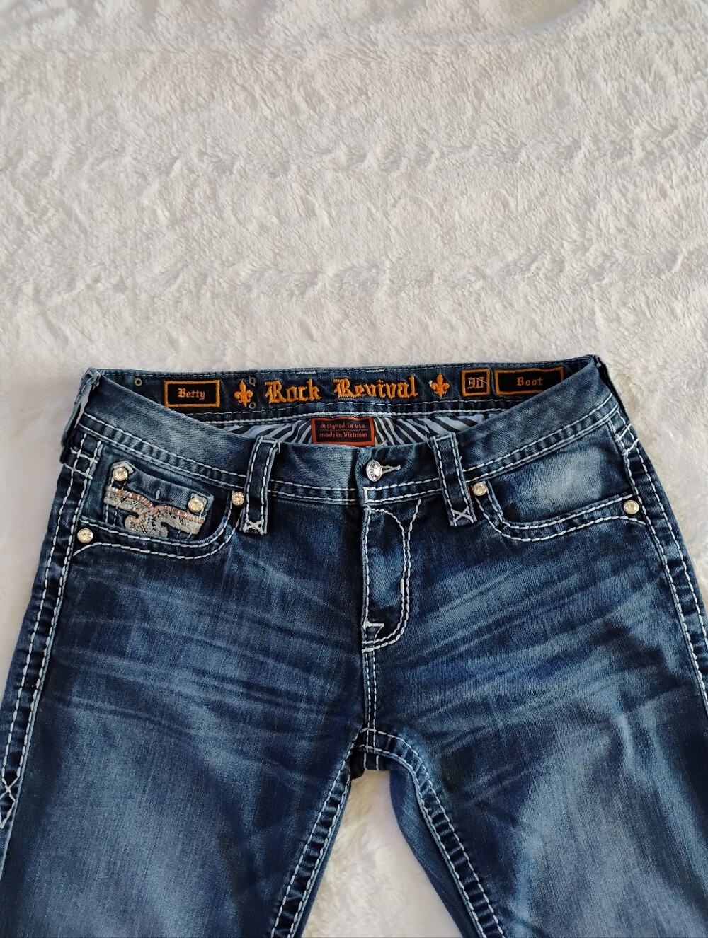 Rock Revival Betty Bootcut Jeans - Picture 3 of 7